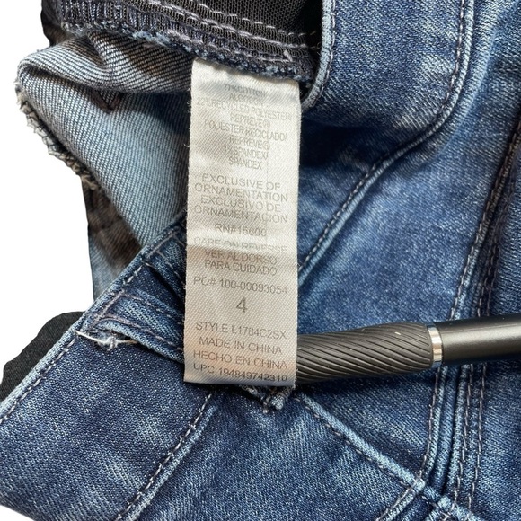 Wit & Wisdom Ab-Solution Luxe Touch High Waist Straight Leg Jeans Cropped Size 4 - Picture 6 of 9